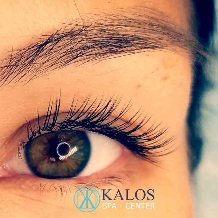 Image eyelash extensions in Miami