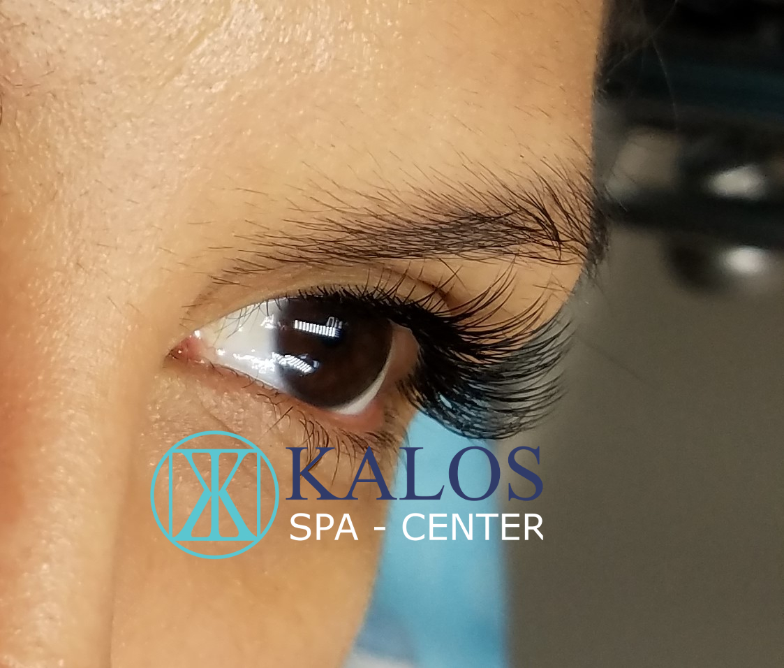 Image eyelash extensions in Miami