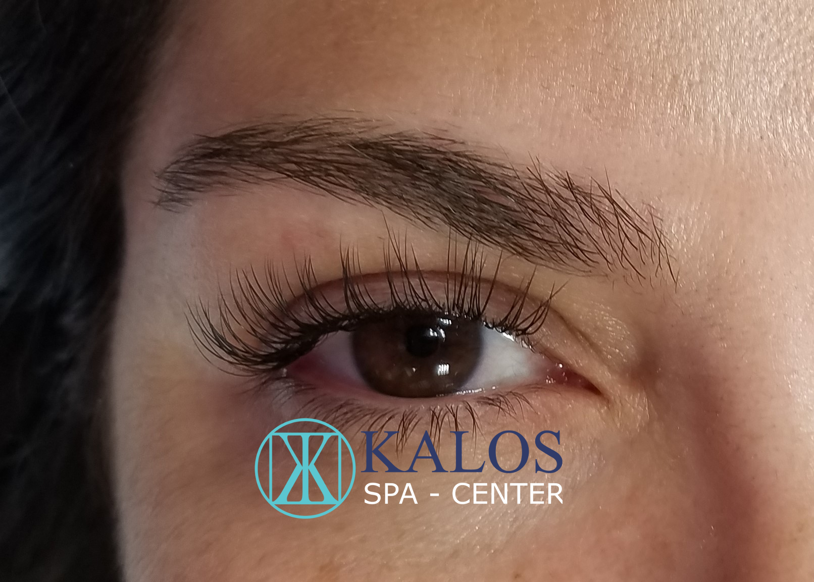 Image eyelash extensions in Miami