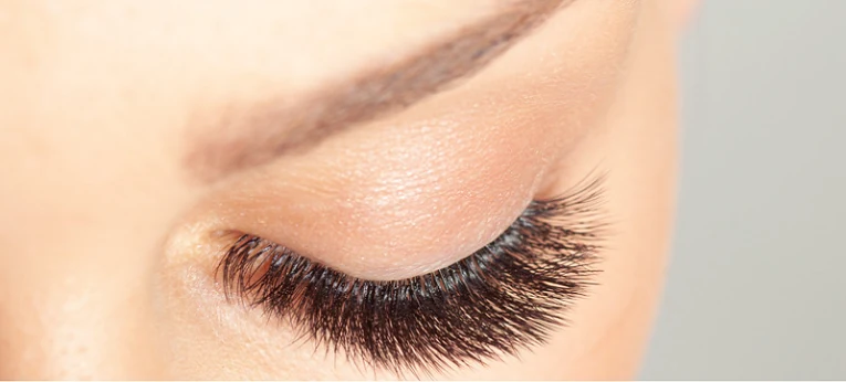 Eyelash extensions image